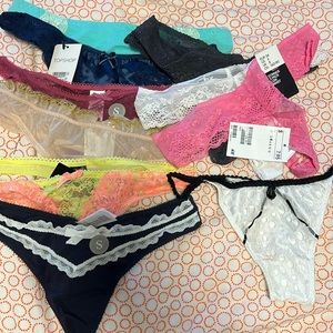 Mixed small sizes thongs. Brand from gap/ top shop/ aerie etc. all new. 10 pcs